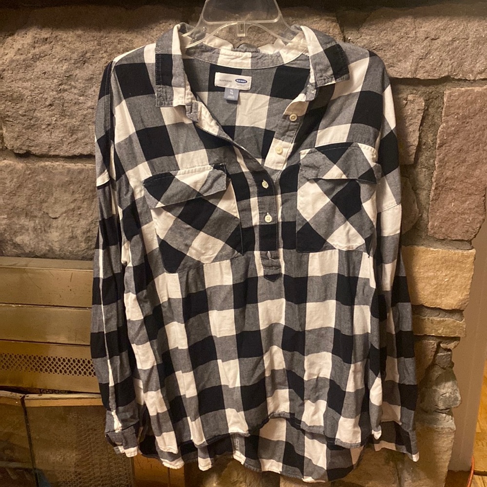 Old Navy "Boyfriend" Flannel Shirt. Size XL. Quarter buttoned.